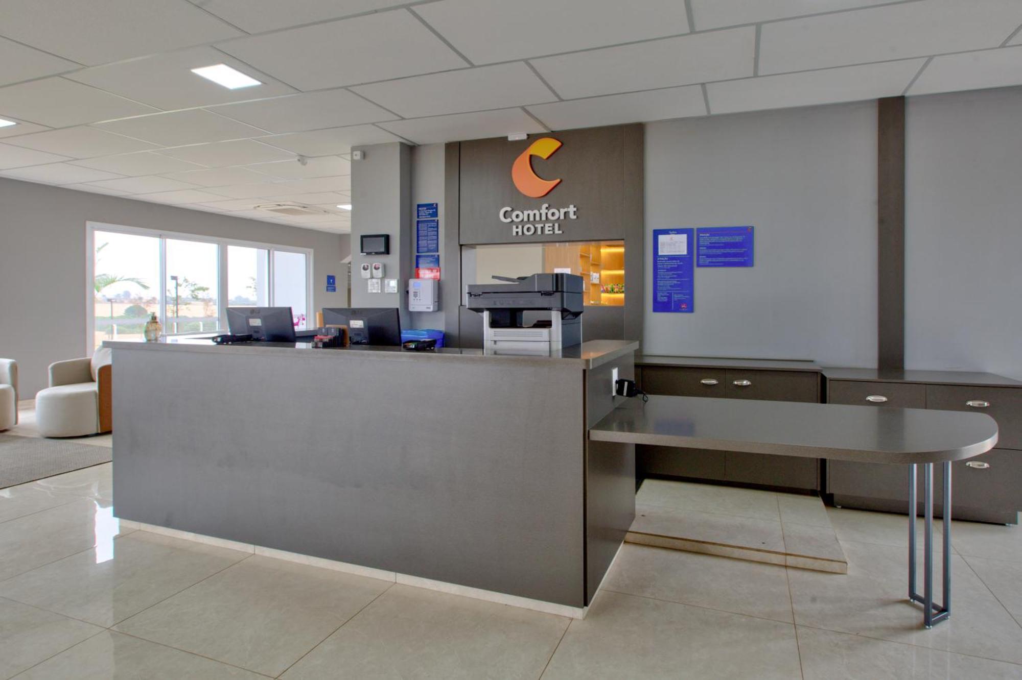 Comfort Hotel Serra Da Canastra São João Batista do Glória エクステリア 写真